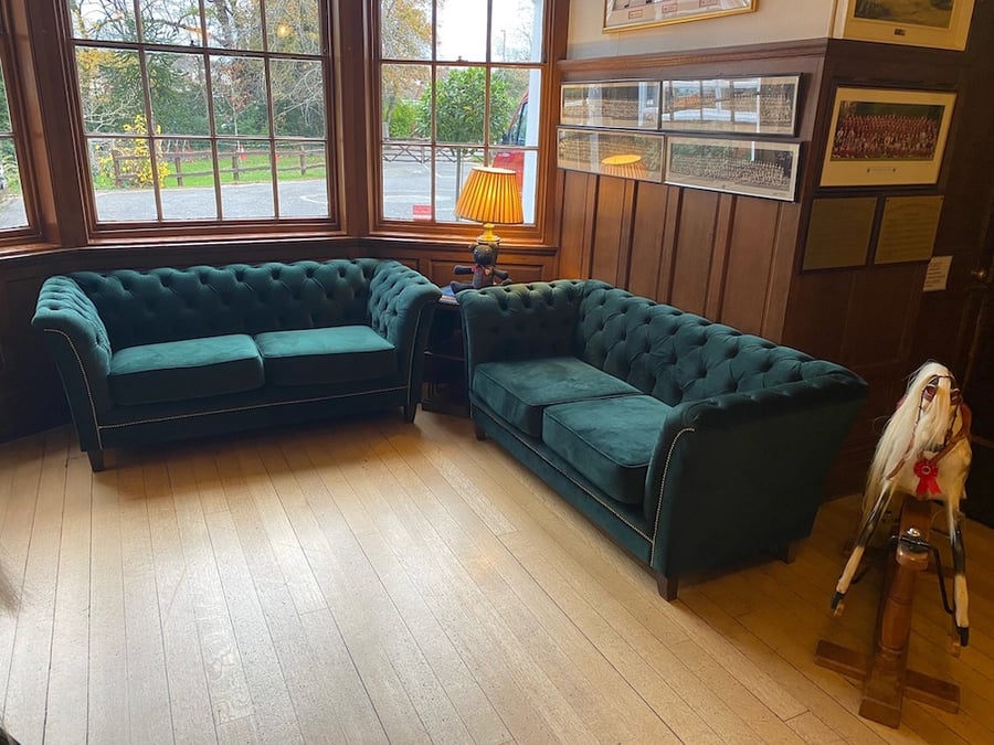 Karin dark green quilted sofas