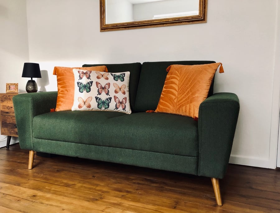 Zielona sofa dwuosobowa Cosy od Wendy