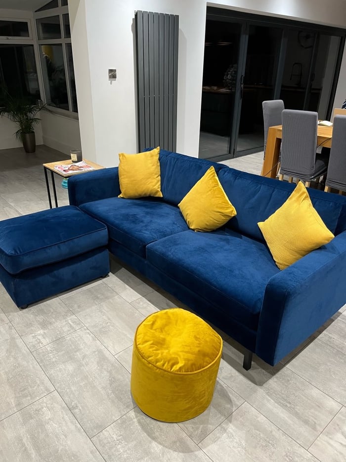 Lioni Sofa - Marc