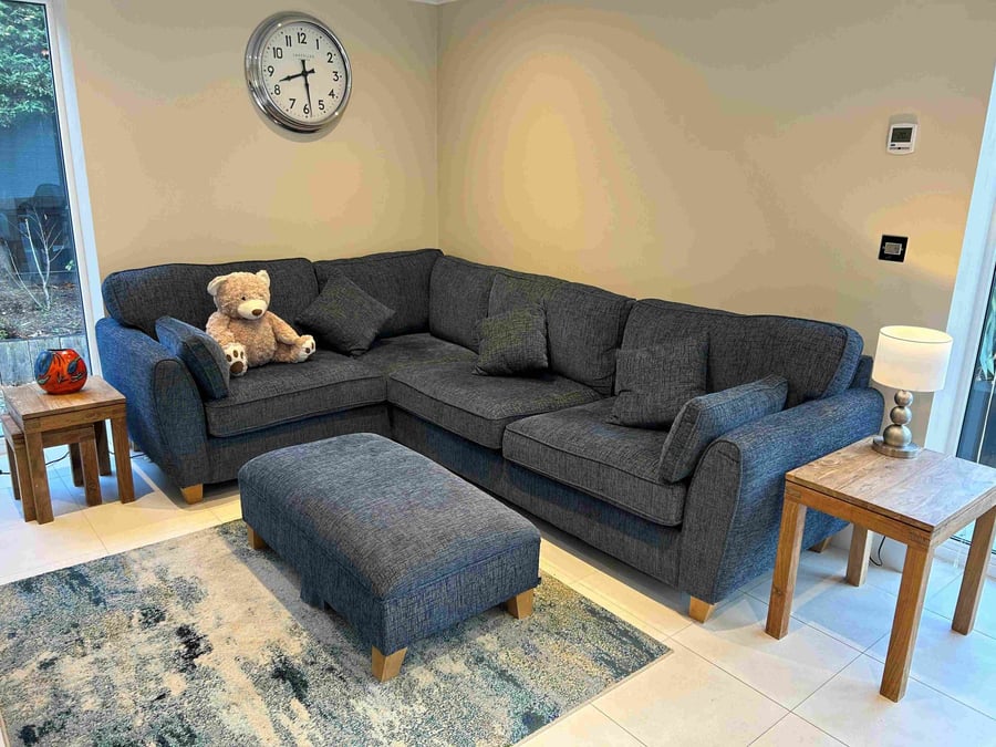 Avos Corner Sofa - Peter