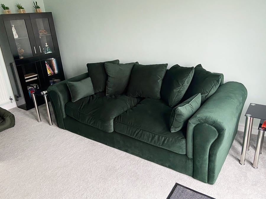 Grünes Sofa Baron von Deborah