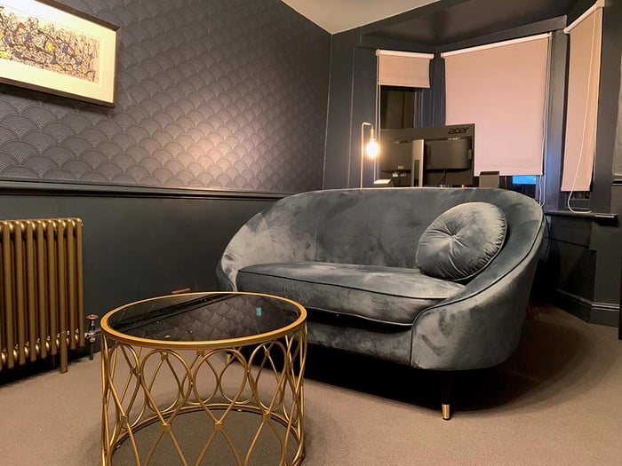 Kooper Armchair from Leon