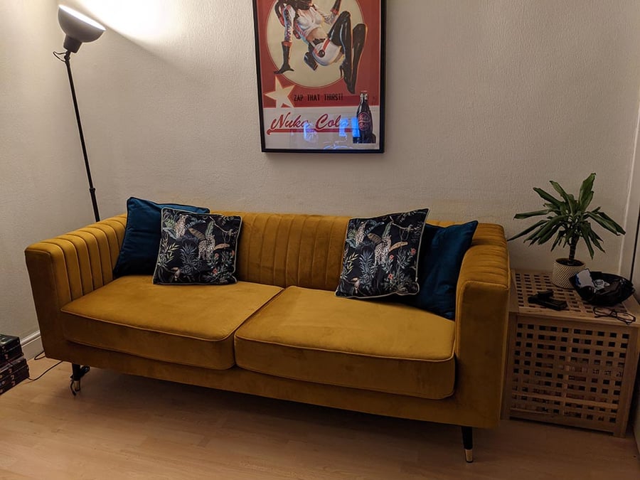Slender Sofa von Amy 2